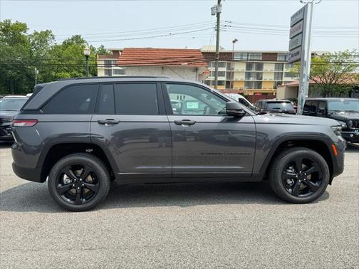 2025 Jeep Grand Cherokee Limited X