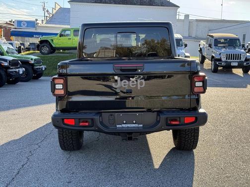 2025 Jeep Gladiator Rubicon