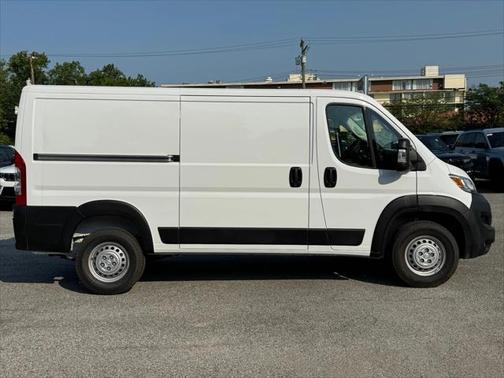 2025 RAM ProMaster 1500 Low Roof