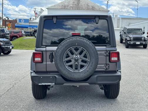 2025 Jeep Wrangler Sport S