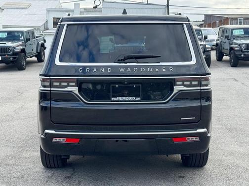 2024 Jeep Grand Wagoneer Series III 4x4