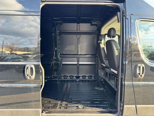 2026 RAM ProMaster 2500 Tradesman