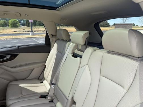2017 Audi Q7 3.0T Premium