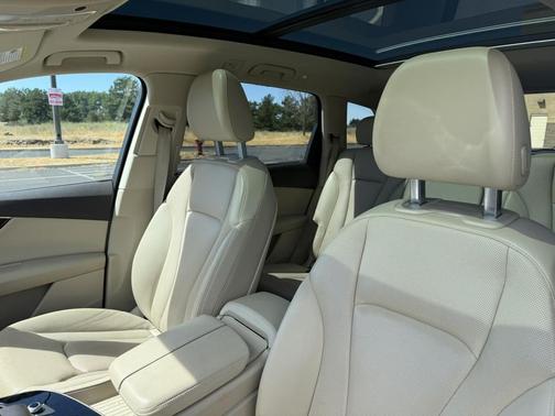 2017 Audi Q7 3.0T Premium