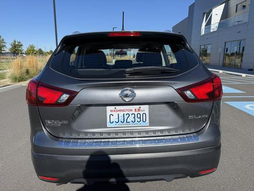 2017 Nissan Rogue Sport SL