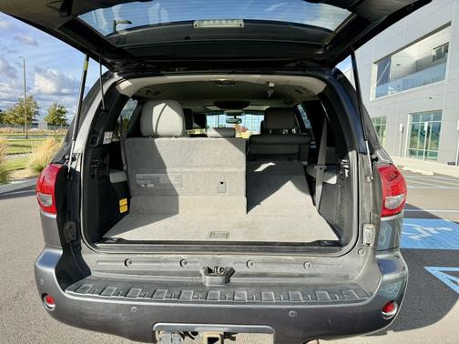 2014 Toyota Sequoia Platinum