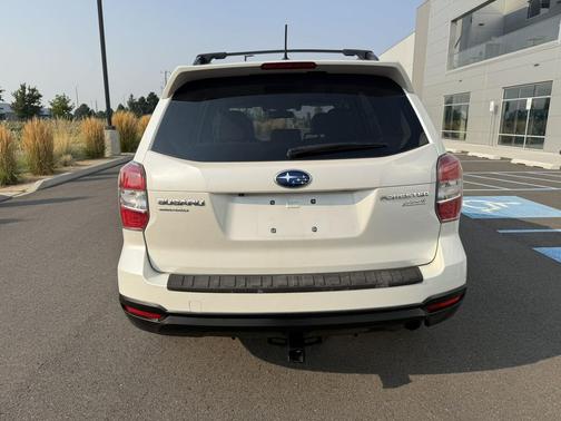 2014 Subaru Forester 2.5i Touring