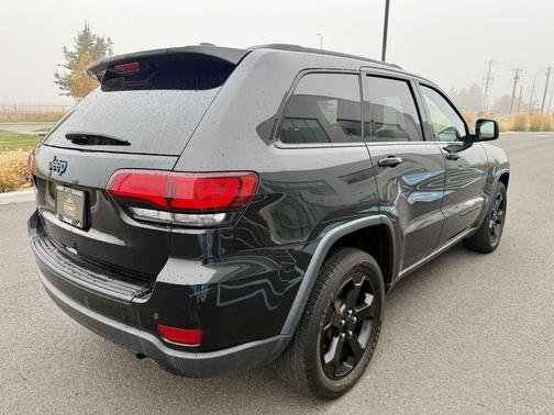 2019 Jeep Grand Cherokee Upland