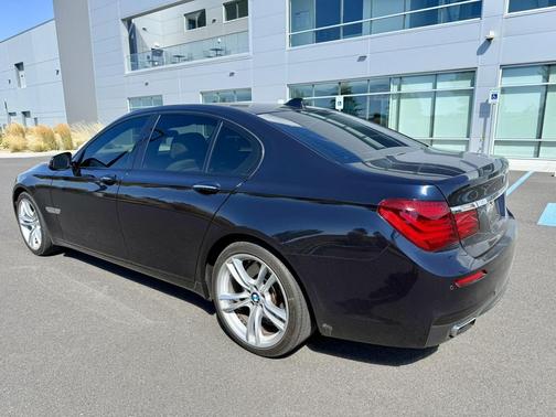 2015 BMW 750 I
