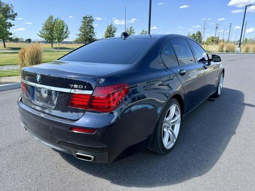2015 BMW 750 I