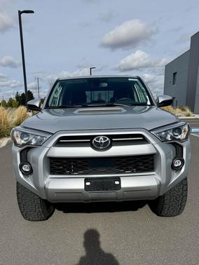 2024 Toyota 4Runner TRD Off Road