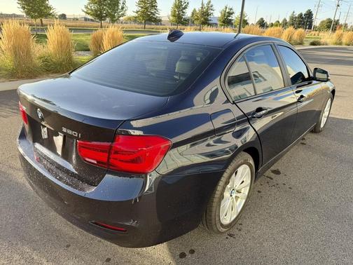 2016 BMW 320 i