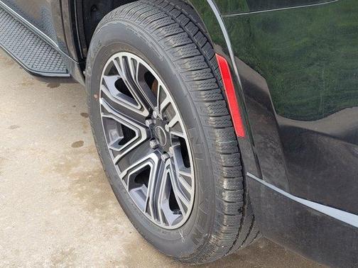 2025 Jeep Wagoneer Base