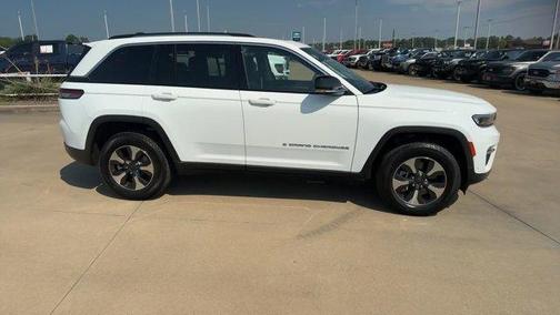 2022 Jeep Grand Cherokee 4xe Base