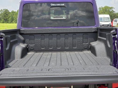 REIGN 2026 Jeep Gladiator Rubicon