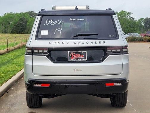 2025 Jeep Grand Wagoneer Series II