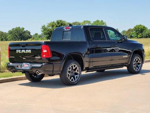 Diamond Black 2026 RAM 1500 Laramie