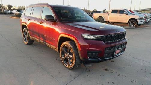 Velvet Red Pearlcoat 2025 Jeep Grand Cherokee L Laredo