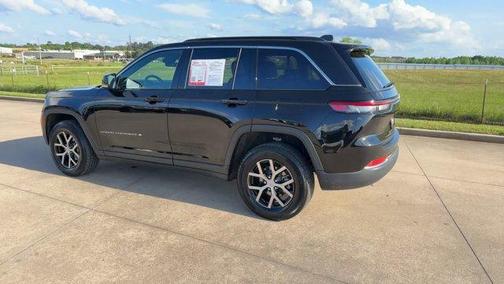 Diamond Black 2025 Jeep Grand Cherokee Limited