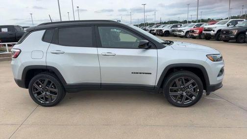 Silver Zynith 2026 Jeep Compass Limited Altitude