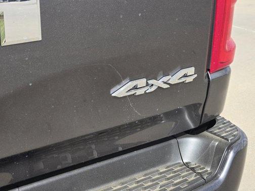 Granite Crystal Clearcoat Metallic 2026 RAM 1500 Laramie