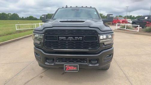 Diamond Black 2024 RAM 3500 Limited