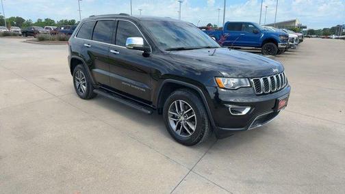 Diamond Black 2018 Jeep Grand Cherokee Limited
