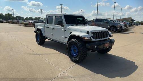 2025 Jeep Gladiator Sport