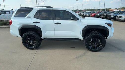 2025 Toyota 4Runner TRD OFF-ROAD