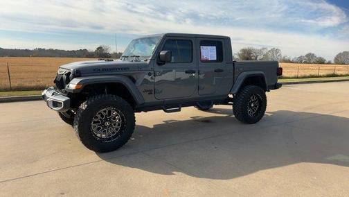 2020 Jeep Gladiator Sport