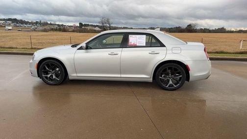 2023 Chrysler 300 S
