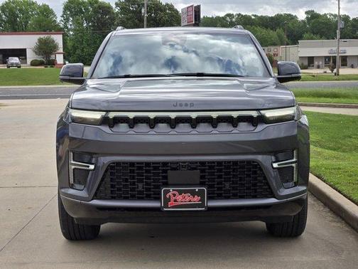 Metallic 2026 Jeep Grand Wagoneer Limited