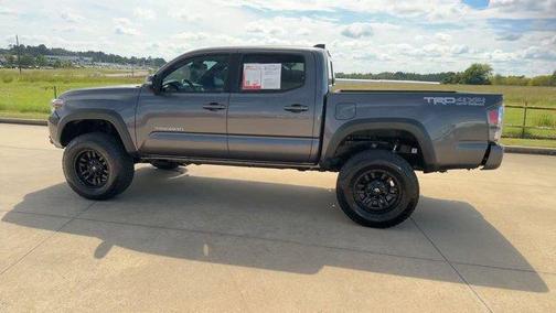 2021 Toyota Tacoma 