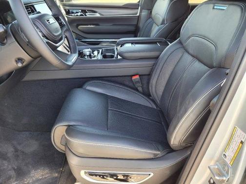 2025 Jeep Grand Wagoneer L Series II