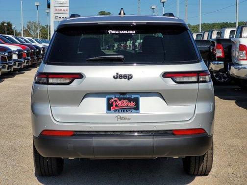 2025 Jeep Grand Cherokee L Laredo
