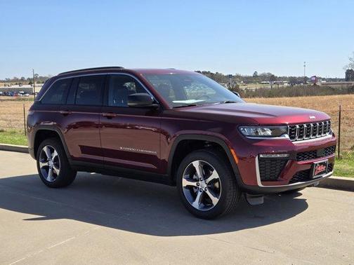 Velvet Red Pearlcoat 2026 Jeep Grand Cherokee Limited