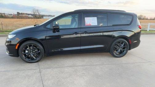 2025 Chrysler Pacifica Limited