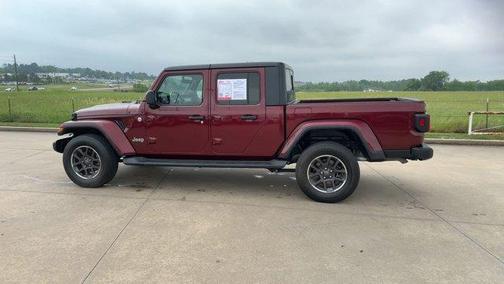 2022 Jeep Gladiator Overland