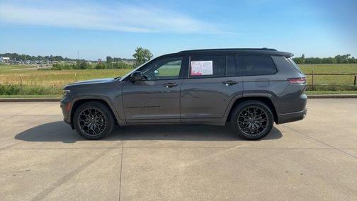 2023 Jeep Grand Cherokee L Summit
