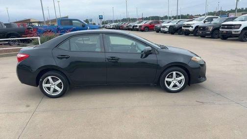 Black Sand Pearl 2017 Toyota Corolla LE