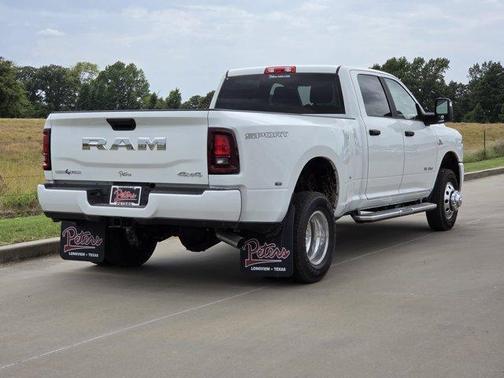 Bright White Clearcoat 2026 RAM 3500 Big Horn