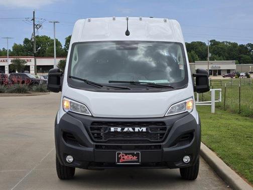 Bright White Clearcoat 2026 RAM ProMaster 2500 High Roof
