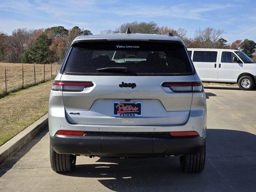2025 Jeep Grand Cherokee L Laredo