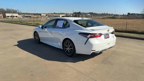 2023 Toyota Camry SE
