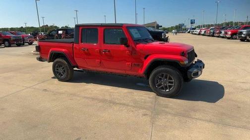 2024 Jeep Gladiator Sport