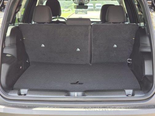 41 2026 Jeep Cherokee LAREDO/LIMITED
