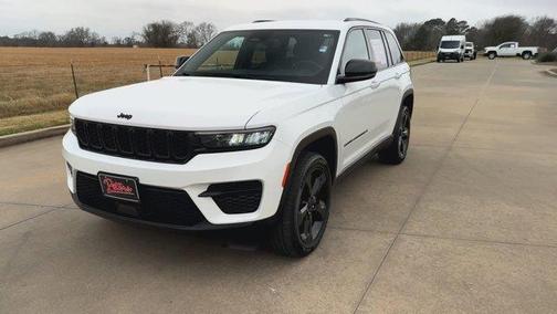 2022 Jeep Grand Cherokee Altitude