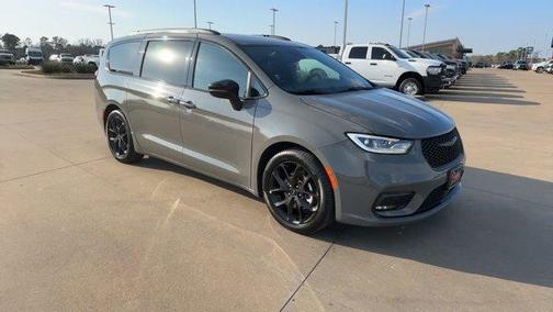 2025 Chrysler Pacifica Limited