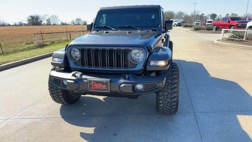 2025 Jeep Gladiator Sport