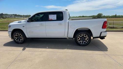 Bright White Clearcoat 2026 RAM 1500 Laramie